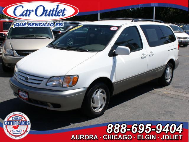 Photo of 2002 Toyota Sienna
