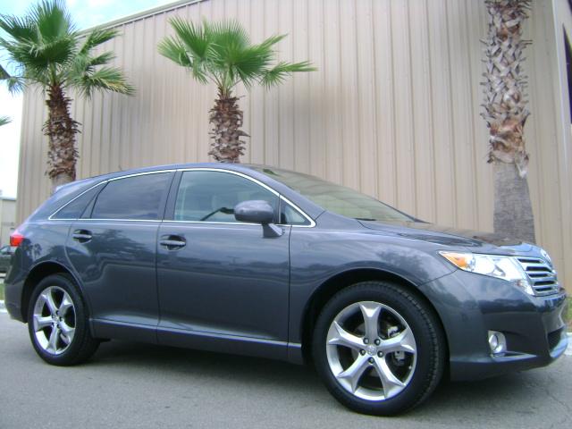 Photo of 2010 Toyota Venza
