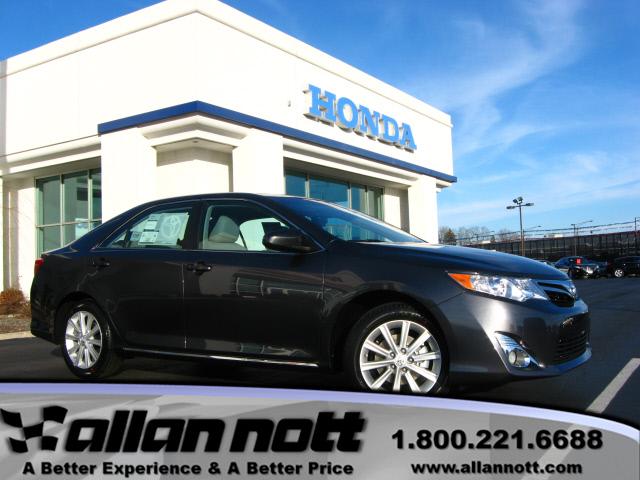 Photo of 2012 Toyota Camry
