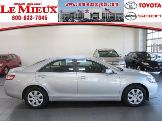 Photo of 2011 Toyota Camry