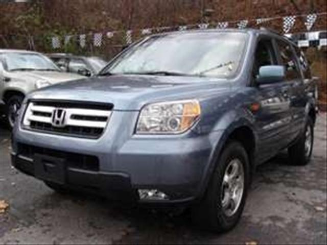 Photo of 2005 Honda Pilot