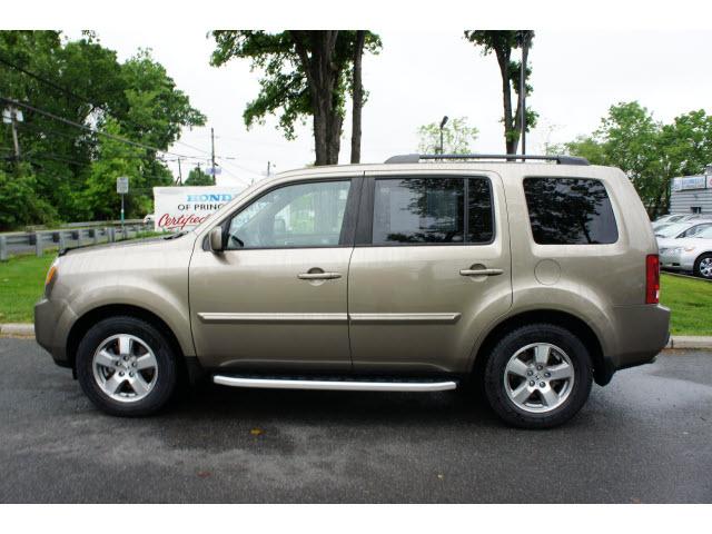 Photo of 2011 Honda Pilot