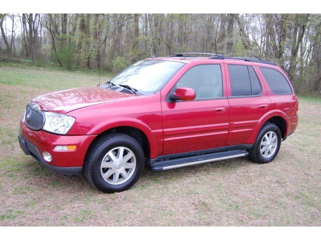 Photo of 2005 Buick Rainier