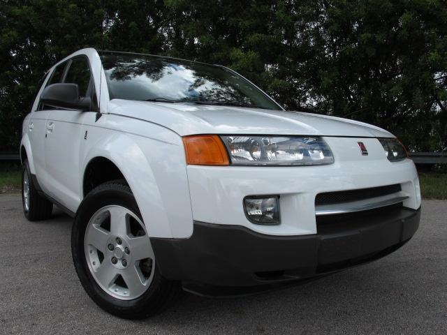 Photo of 2004 Saturn Vue