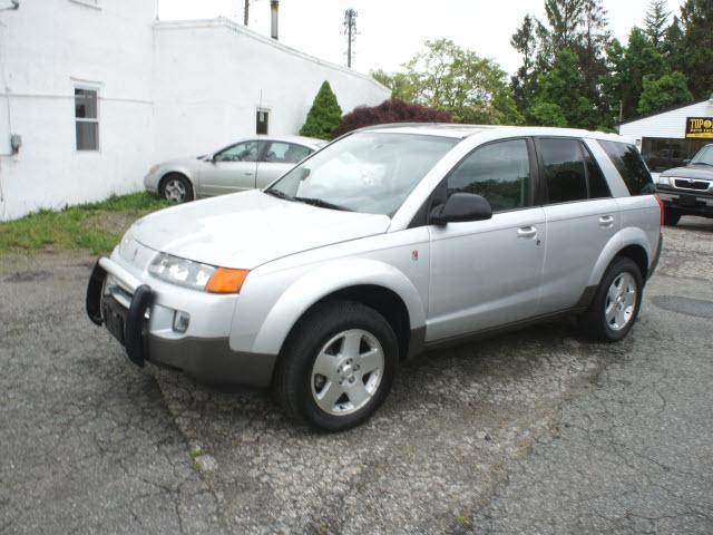 Photo of 2004 Saturn Vue
