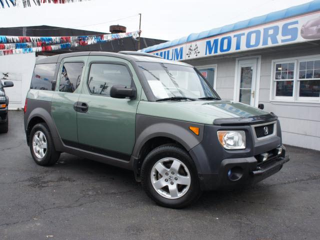 Photo of 2003 Honda Element