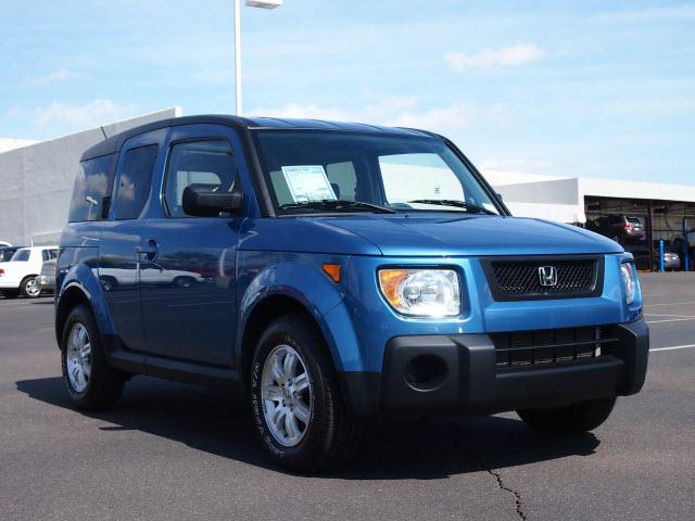 Photo of 2006 Honda Element