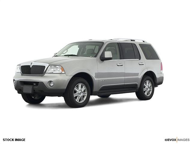 Photo of 2004 Lincoln Aviator