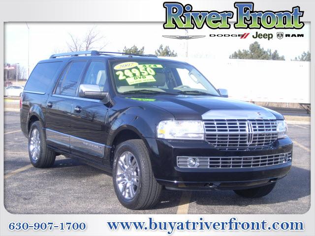 Photo of 2007 Lincoln Navigator L