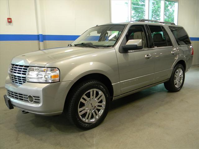 Photo of 2008 Lincoln Navigator