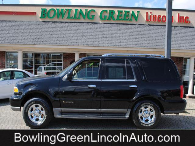 Photo of 2001 Lincoln Navigator