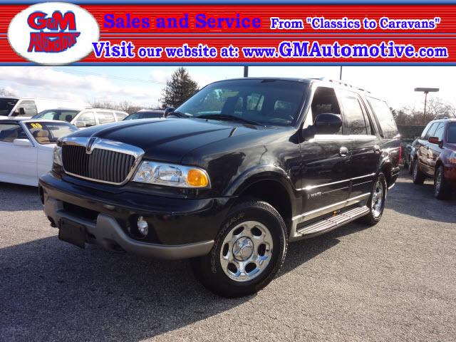 Photo of 2001 Lincoln Navigator