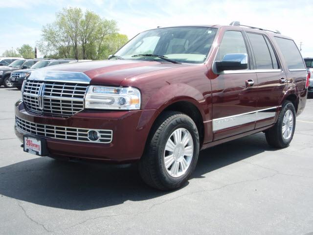 Photo of 2010 Lincoln Navigator