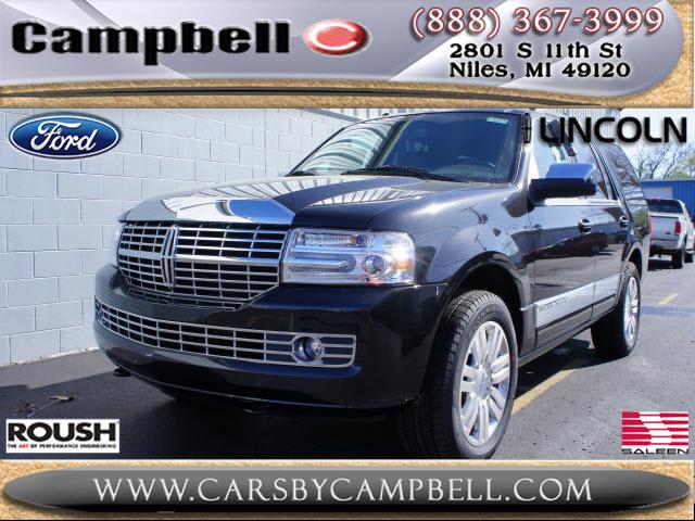 Photo of 2012 Lincoln Navigator