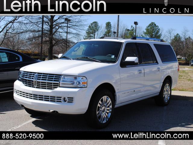 Photo of 2012 Lincoln Navigator L
