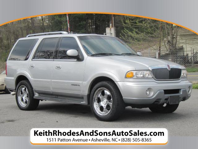 Photo of 2000 Lincoln Navigator