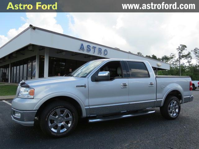 Photo of 2006 Lincoln Mark LT