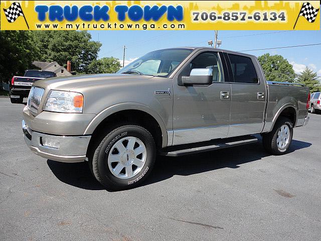 Photo of 2006 Lincoln Mark LT