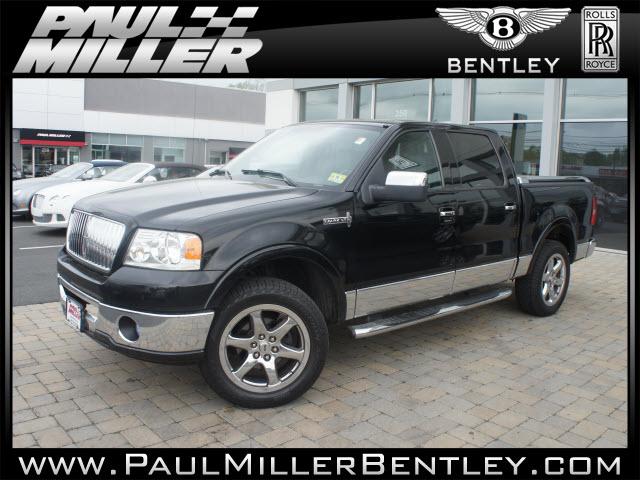 Photo of 2006 Lincoln Mark LT