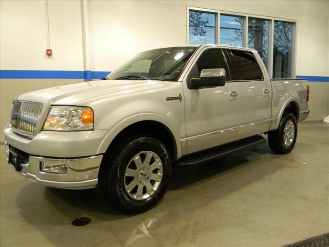 Photo of 2006 Lincoln Mark LT