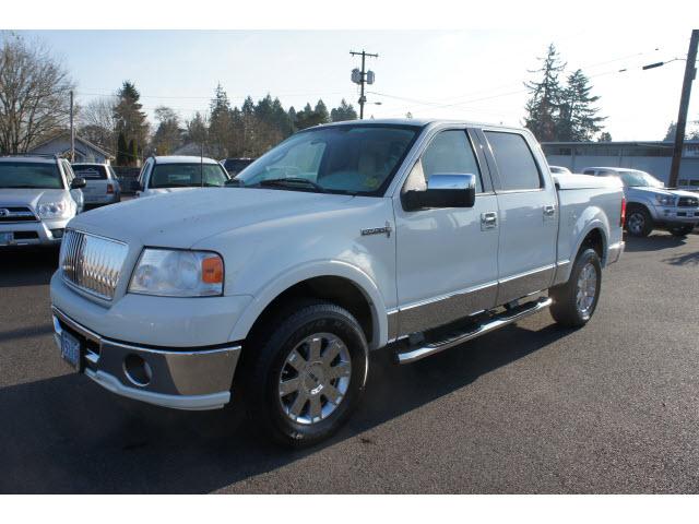 Photo of 2006 Lincoln Mark LT