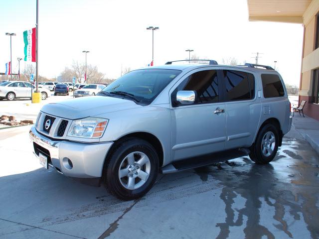 Photo of 2004 Nissan Armada