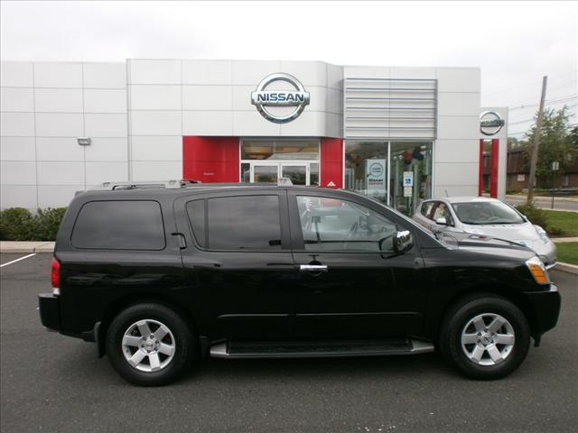 Photo of 2004 Nissan Armada