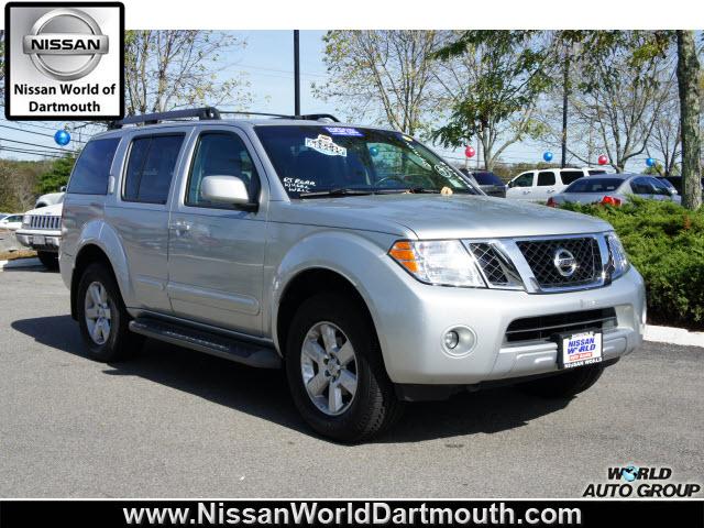 Photo of 2008 Nissan Pathfinder