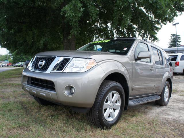 Photo of 2008 Nissan Pathfinder