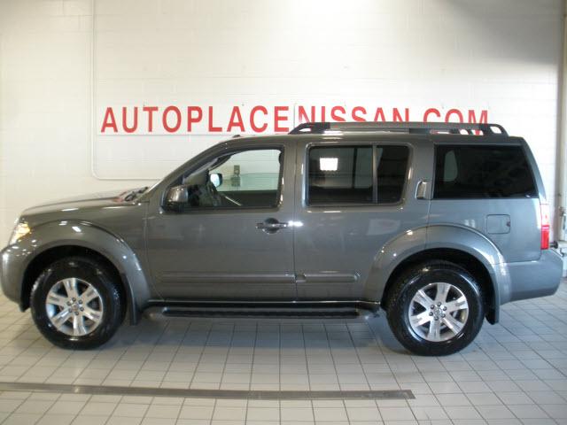 Photo of 2009 Nissan Pathfinder