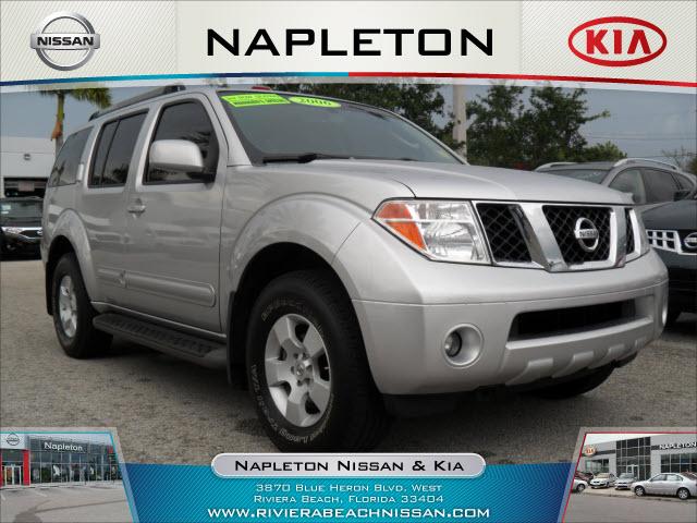 Photo of 2006 Nissan Pathfinder