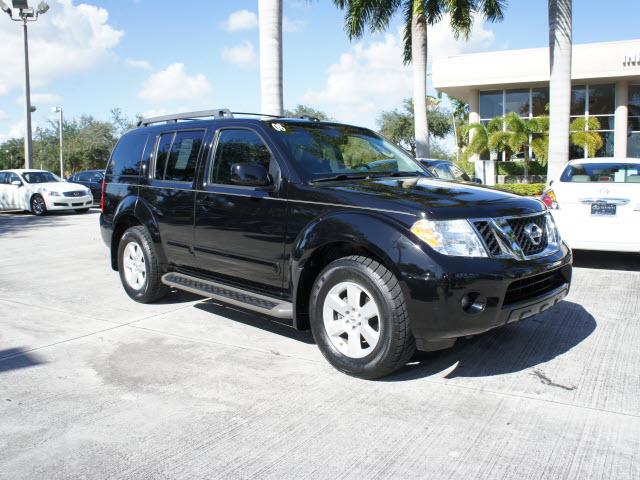 Photo of 2008 Nissan Pathfinder
