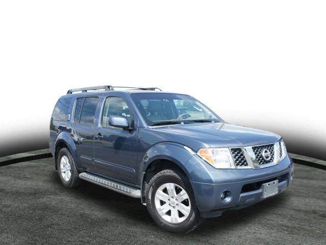 Photo of 2005 Nissan Pathfinder