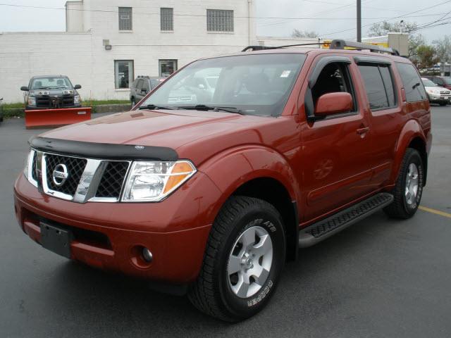 Photo of 2007 Nissan Pathfinder