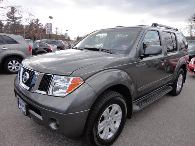 Photo of 2005 Nissan Pathfinder