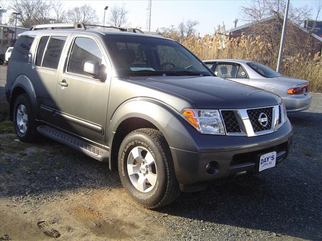 Photo of 2006 Nissan Pathfinder