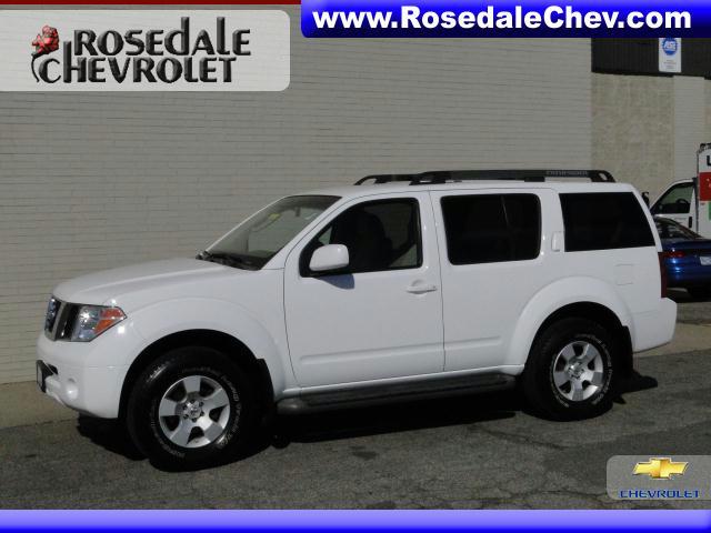 Photo of 2005 Nissan Pathfinder
