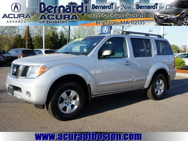 Photo of 2006 Nissan Pathfinder