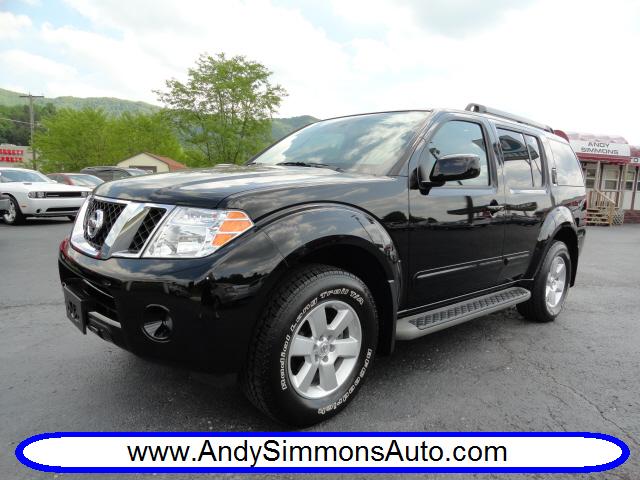 Photo of 2010 Nissan Pathfinder