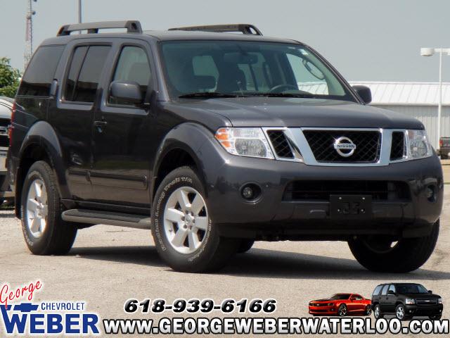 Photo of 2011 Nissan Pathfinder