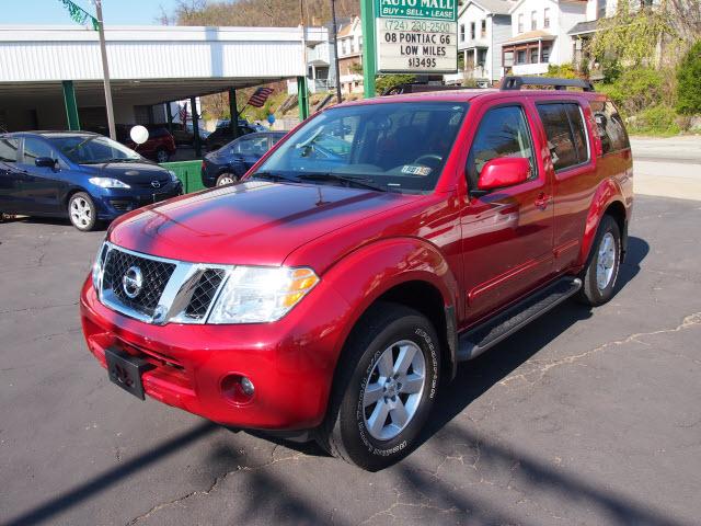 Photo of 2011 Nissan Pathfinder