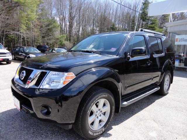 Photo of 2011 Nissan Pathfinder