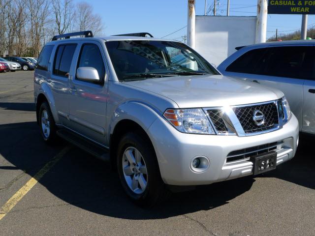 Photo of 2011 Nissan Pathfinder