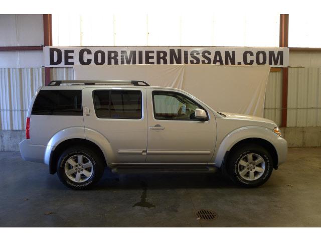 Photo of 2011 Nissan Pathfinder