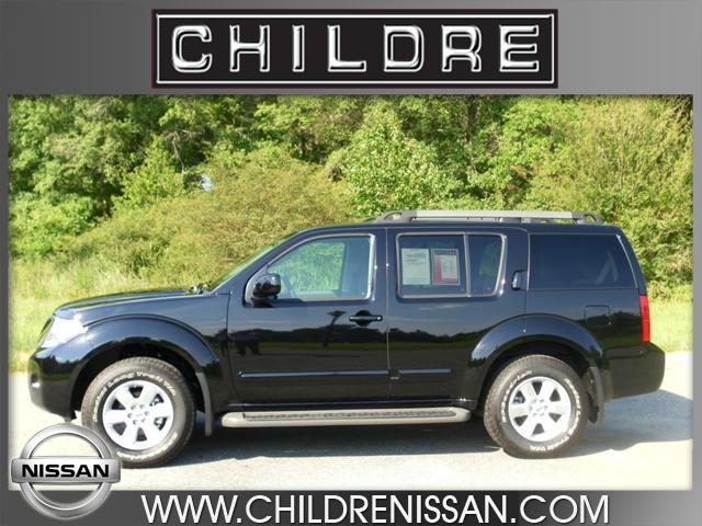 Photo of 2011 Nissan Pathfinder