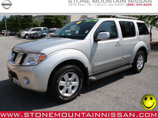 Photo of 2011 Nissan Pathfinder