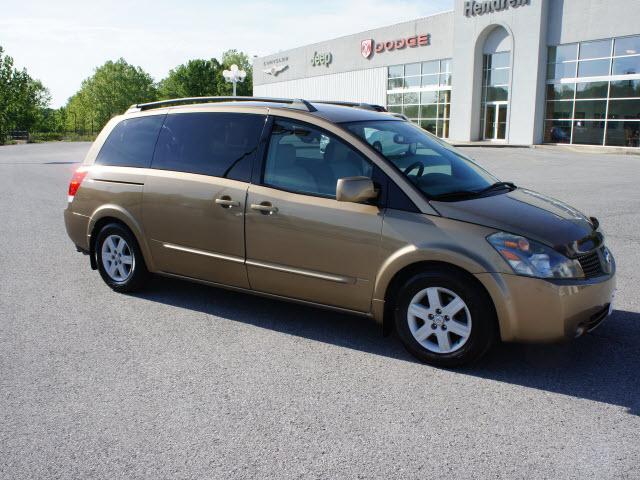 Photo of 2004 Nissan Quest