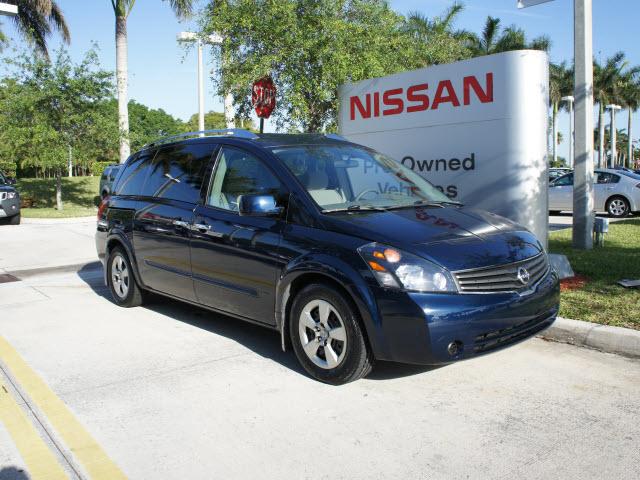 Photo of 2009 Nissan Quest