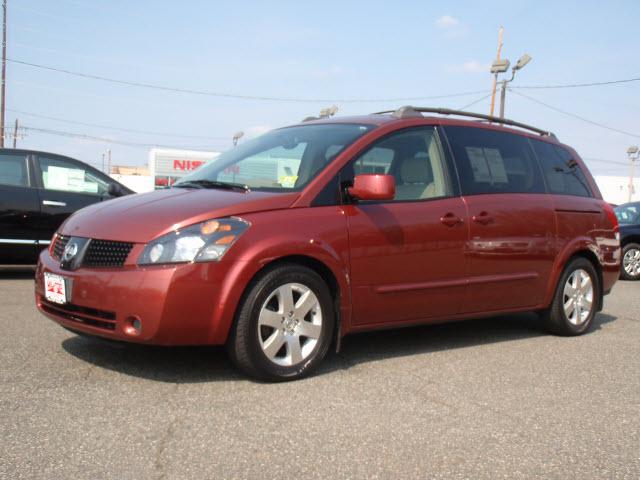 Photo of 2004 Nissan Quest
