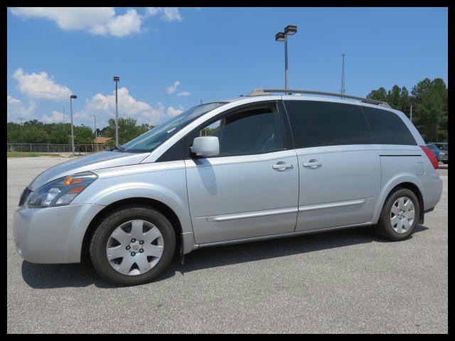 Photo of 2005 Nissan Quest